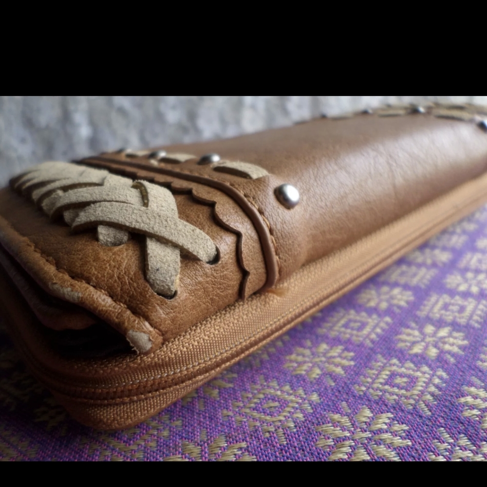 Montana West brown leather zip & snap close wallet braided detail - Picture 4 of 10